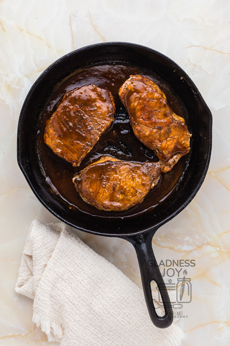 Glazed pork chops